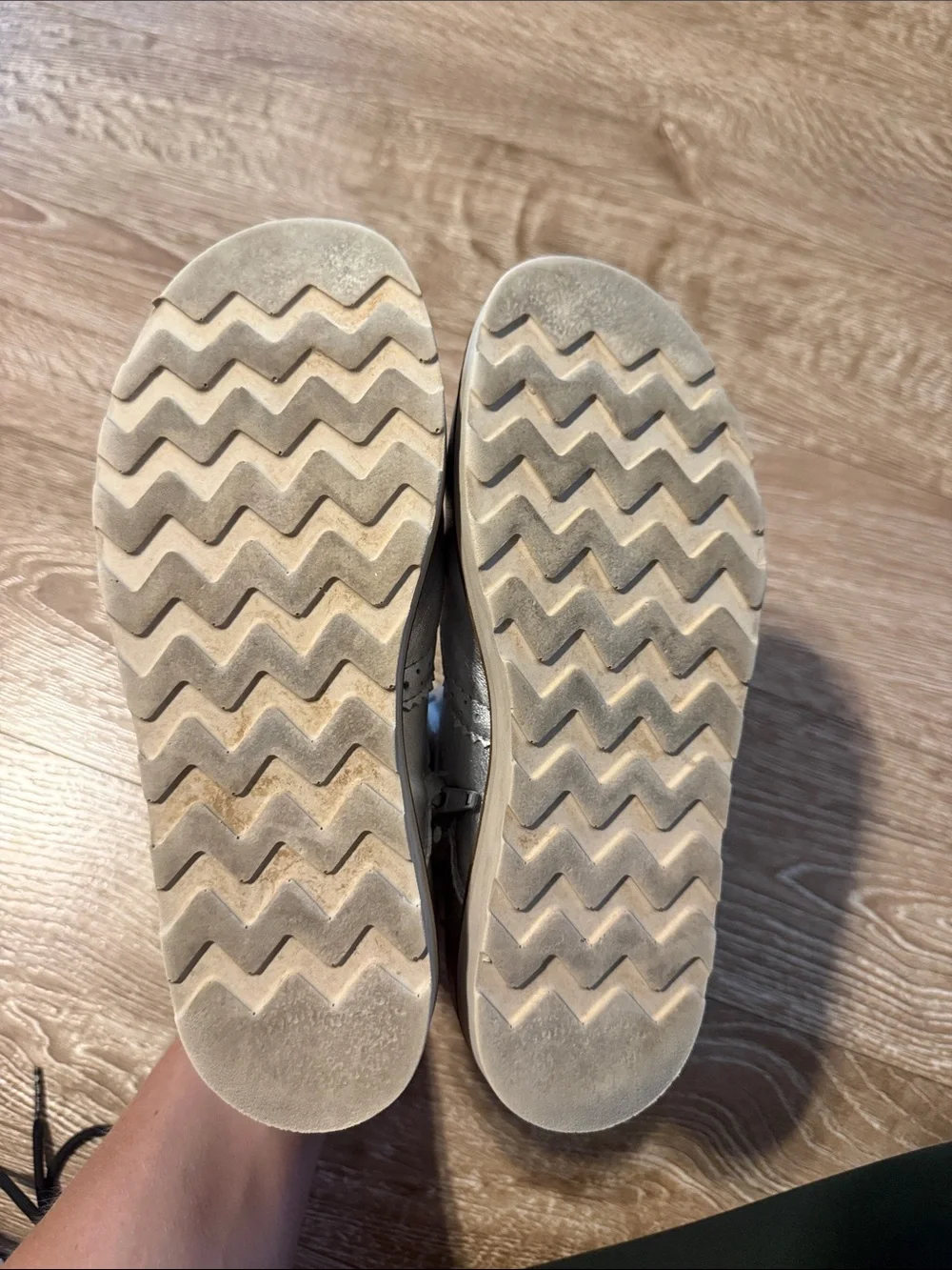 Young soles Kids Silver Chelsea Boots with Side Zip